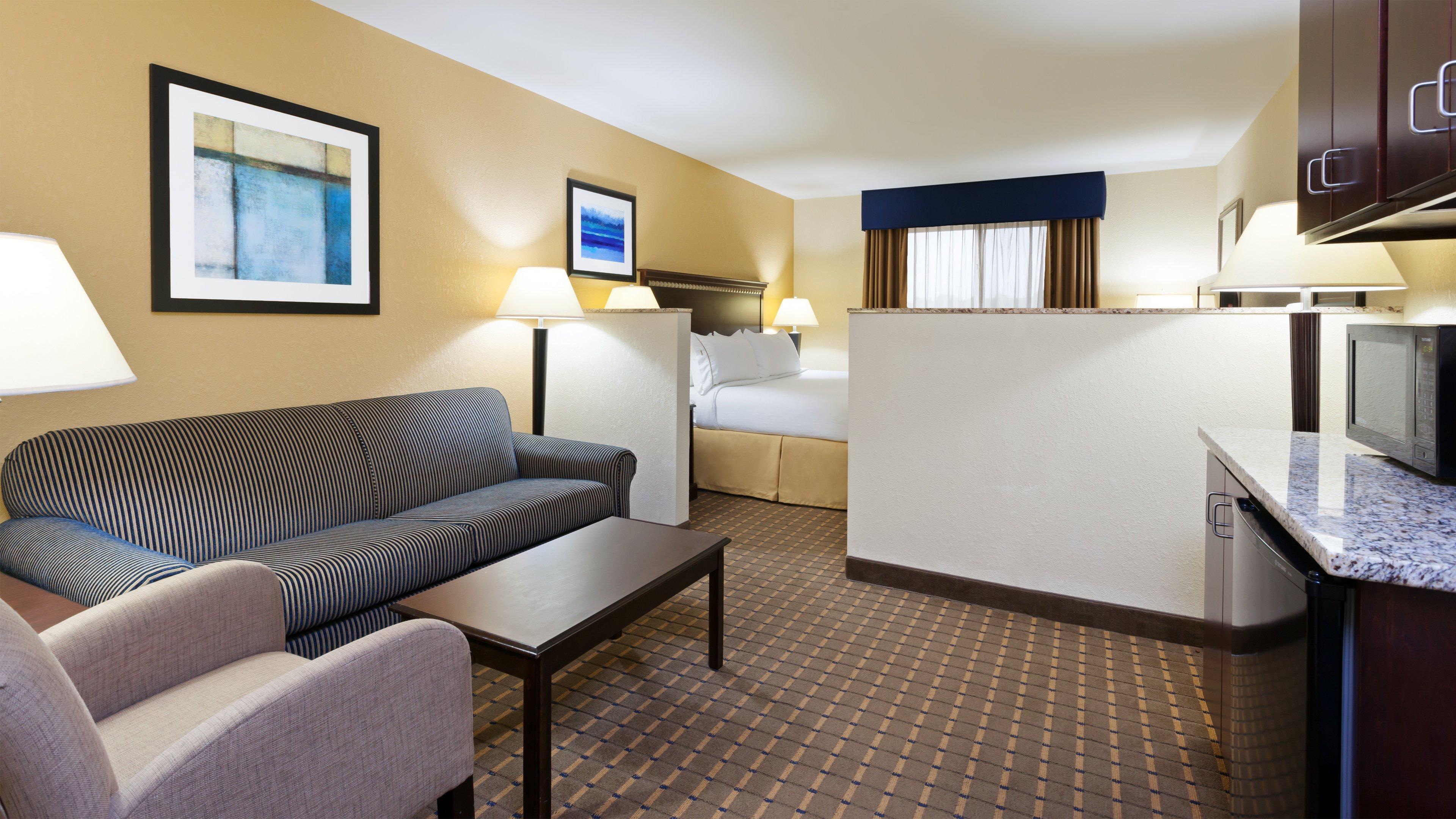 Holiday Inn Express And Suites Allentown West By Ihg Exteriör bild