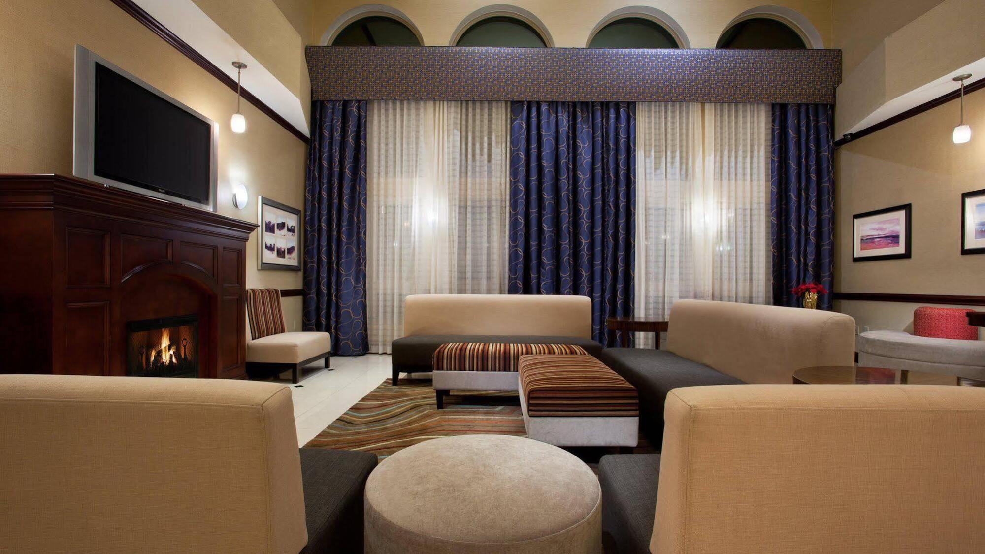 Holiday Inn Express And Suites Allentown West By Ihg Exteriör bild